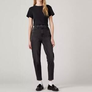 NWT Levi's High-Waisted Mom Jeans Washed Black Tapered Leg Vintage‎ Fit W29 L27